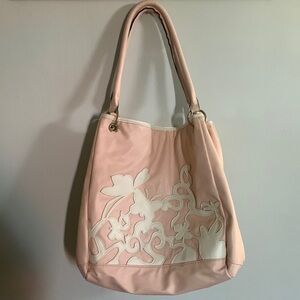 B.lush shoulder bag